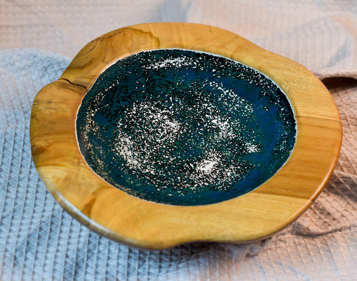 Mentawai bowl