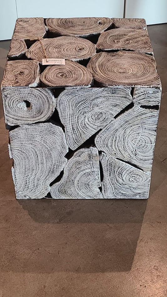 Mosaic table - blackwash